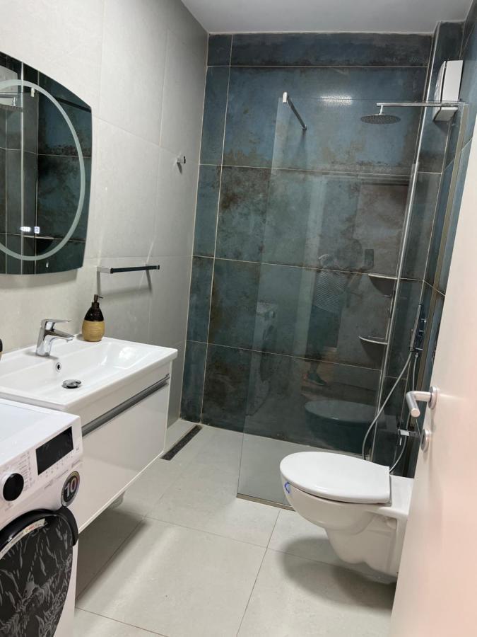 Amion Apartment In Center Of Tirana Esterno foto
